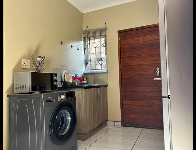 2 BEDROOM HOUSE FOR SALE IN SALFIN